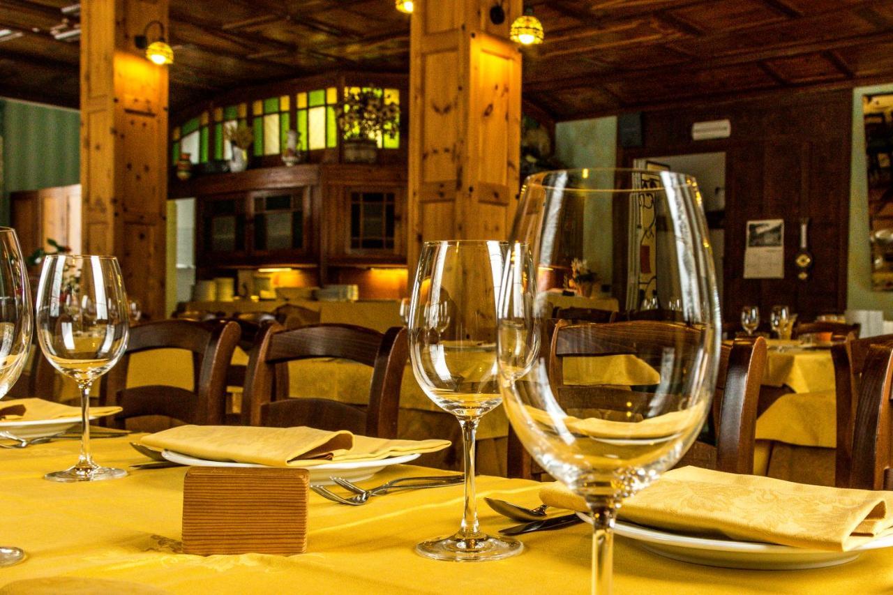 Albergo Monte Cervino Champoluc Exterior photo